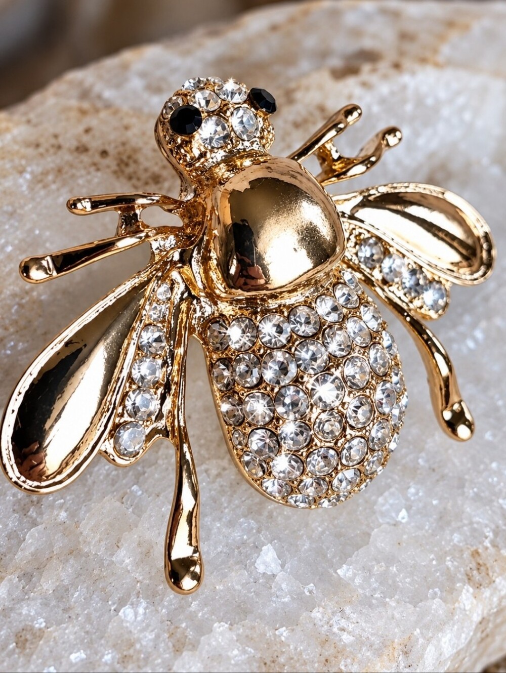 Shiny Gold Tone Vintage Honey Bumble Bee Clear Rhinestone Brooch Black Eyes